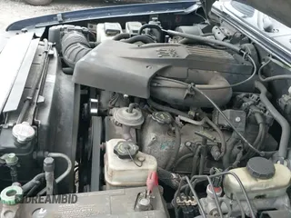 2000 Ford Explorer XLT с VIN 1FMZU73E2YZA79735, выставлен на аукционе IAAI как лот 43267130 с пробегом 127 328 миль миль и . История ставок и продаж доступна на DreamBid. Изображение 12.