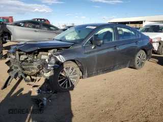 2018 Subaru Legacy with VIN 4S3BNAB62J3003550, listed as a Copart auction lot 88424975 with 142,917 mi miles and Salvage Title. Bid and sale history available at carsss.com. Image 1.