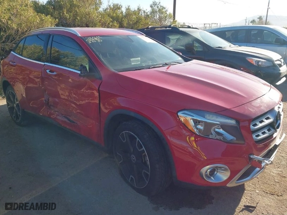 2019 Mercedes-Benz GLA with VIN WDCTG4EB3KJ548057, listed as a IAAI auction lot 41831725 with 59,968 mi miles. Bid and sale history available at carsss.com. Image 1.
