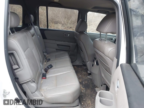 2011 Honda Pilot EX-L with VIN 5FNYF4H57BB009999, listed as a IAAI auction lot 41402317 with 161,805 mi miles. Bid and sale history available at carsss.com. Image 8.