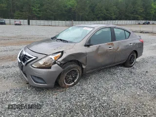 2017 Nissan Versa SV z VIN 3N1CN7AP4HK430074, wystawiony jako Copart lot #55239755 z przebiegiem 109 996 mil mil oraz Szkoda całkowita • Salvage title. Historia ofert i sprzedaży dostępna na DreamBid. Obrazek 1.
