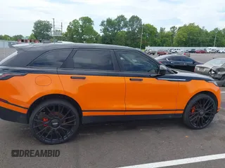 2018 Land Rover Range Rover Velar S с VIN SALYB2RN1JA723478, выставлен на аукционе IAAI как лот 42685333 с пробегом 98 616 миль миль и . История ставок и продаж доступна на DreamBid. Изображение 13.