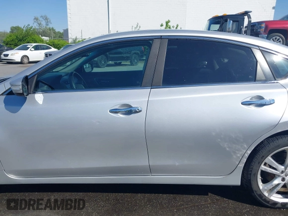2013 Nissan Altima SV with VIN 1N4BL3AP0DN567224, listed as a IAAI auction lot 42043664 with 150,118 mi miles and . Bid and sale history available at carsss.com. Image 14.