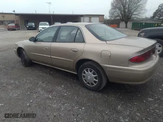 2005 Buick Century Custom with VIN 2G4WS52J751100465, listed as a IAAI auction lot 41588966 with 218,631 mi miles. Bid and sale history available at carsss.com. Image 3.
