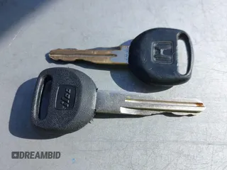 1993 Honda Accord z VIN 1HGCB765XPA035041, wystawiony jako IAAI lot #42220779 z przebiegiem 322 426 mil mil oraz . Historia ofert i sprzedaży dostępna na DreamBid. Obrazek 11.