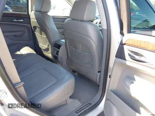 2010 Cadillac SRX Luxury Collection with VIN 3GYFNAEY0AS510272, listed as a IAAI auction lot 41843824 with 117,196 mi miles and . Bid and sale history available at carsss.com. Image 8.