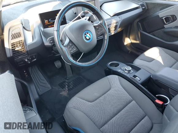 2020 BMW i3 z VIN WBY8P4C08L7G07617, wystawiony jako Copart lot #42570015 z przebiegiem 2 470 mil mil oraz Szkoda całkowita • Salvage title. Historia ofert i sprzedaży dostępna na DreamBid. Obrazek 8.