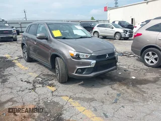 2018 Mitsubishi Outlander ES z VIN JA4AP3AU6JZ006542, wystawiony jako IAAI lot #42253505 z przebiegiem 109 722 mil mil oraz . Historia ofert i sprzedaży dostępna na DreamBid. Obrazek 1.