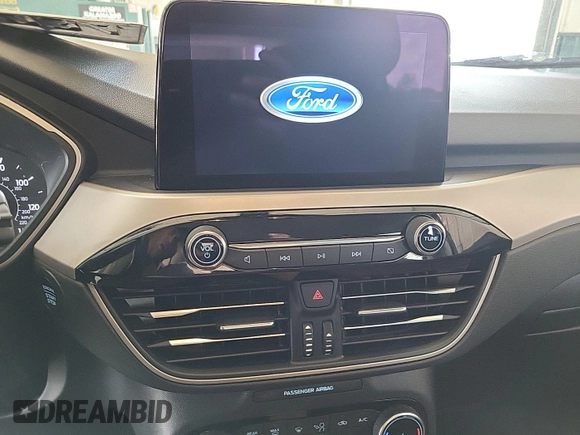 2022 Ford Escape SE z VIN 1FMCU0G61NUB33373, wystawiony jako IAAI lot #42791529 z przebiegiem 56 067 mil mil oraz . Historia ofert i sprzedaży dostępna na DreamBid. Obrazek 23.