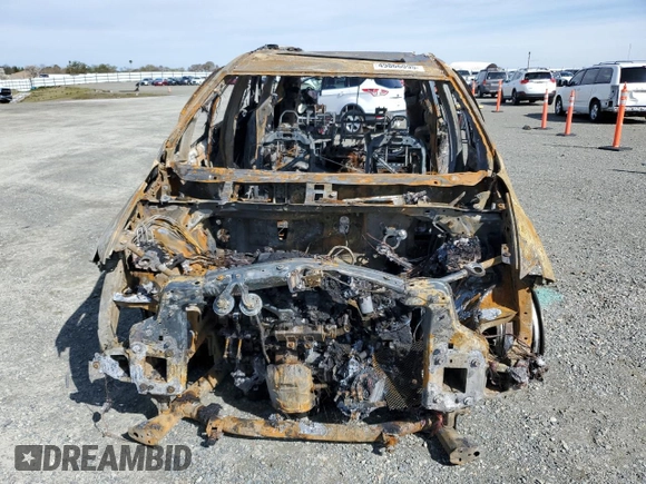 2017 Chrysler Pacifica Limited with VIN 2C4RC1GG7HR812565, listed as a Copart auction lot 49866095 with Not Provided miles and Non Repairable. Bid and sale history available at DreamBid. Image 5.