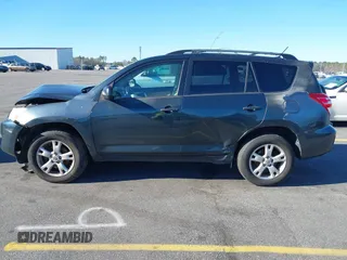 2009 Toyota RAV4 with VIN 2T3BK33V19W009925, listed as a IAAI auction lot 41341125 with 262,183 mi miles. Bid and sale history available at carsss.com. Image 14.
