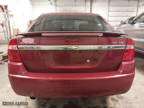 2005 Chevrolet Malibu LT with VIN 1G1ZU54815F247615, listed as a IAAI auction lot 41028831 with 195,269 mi miles. Bid and sale history available at carsss.com. Image 17.