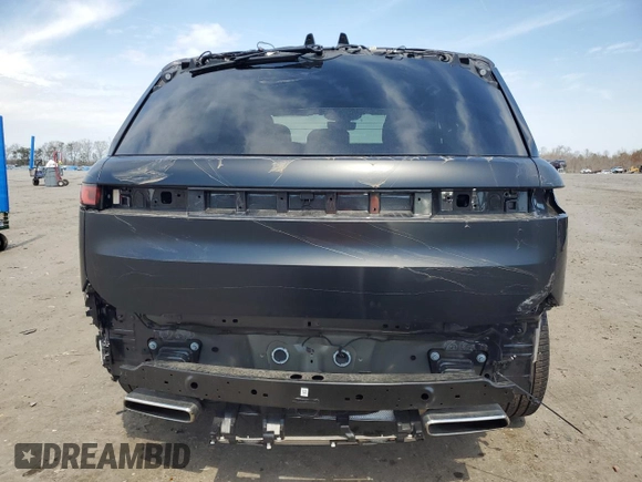 2024 Land Rover Range Rover Sport Dynamic SE with VIN SAL1L9FU2RA411720, listed as a Copart auction lot 50358925 with 10,425 mi miles and Salvage title. Bid and sale history available at DreamBid. Image 6.