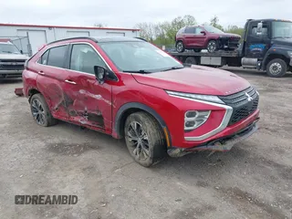 2022 Mitsubishi Eclipse Cross SE z VIN JA4ATWAA1NZ000964, wystawiony jako IAAI lot #42237384 z przebiegiem 75 661 mil mil oraz . Historia ofert i sprzedaży dostępna na DreamBid. Obrazek 1.