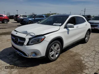 2019 Mercedes-Benz GLA 250 z VIN WDCTG4GB1KJ574704, wystawiony jako Copart lot #53599425 z przebiegiem 43 077 mil mil oraz Szkoda całkowita • Salvage title. Historia ofert i sprzedaży dostępna na DreamBid. Obrazek 1.