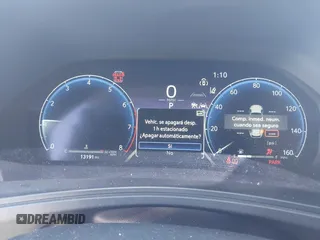 2024 Toyota Highlander XLE z VIN 5TDAAAB51RS058547, wystawiony jako IAAI lot #41967637 z przebiegiem 13 191 mil mil oraz . Historia ofert i sprzedaży dostępna na DreamBid. Obrazek 7.