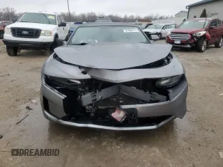 2019 Chevrolet Camaro 1LT with VIN 1G1FB3DXXK0136905, listed as a Copart auction lot 81994714 with 100,874 mi miles and Salvage Title. Bid and sale history available at carsss.com. Image 5.