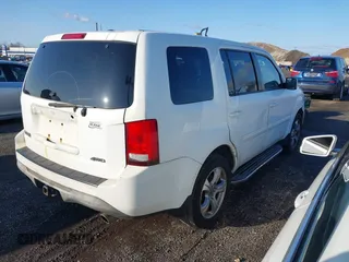 2013 Honda Pilot EX-L with VIN 5FNYF4H55DB014413, listed as a IAAI auction lot 41939491 with 246,673 mi miles. Bid and sale history available at carsss.com. Image 4.