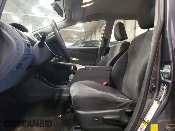 2012 Toyota Prius Two z VIN JTDZN3EUXC3029952, wystawiony jako Copart lot #53706685 z przebiegiem 162 487 mil mil oraz Nie do naprawy • Non repairable. Historia ofert i sprzedaży dostępna na DreamBid. Obrazek 7.