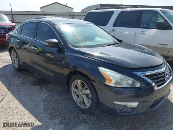 2013 Nissan Altima 2.5 SL with VIN 1N4AL3AP3DN492319, listed as a IAAI auction lot 41940472 with 109,838 mi miles. Bid and sale history available at carsss.com. Image 1.