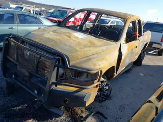 2004 Dodge Ram 2500 SLT with VIN 3D7KU28C44G265616, listed as a IAAI auction lot 41544599 with 1 mi miles. Bid and sale history available at carsss.com. Image 2.