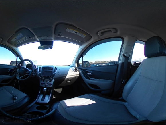 2015 Chevrolet Trax LT with VIN 3GNCJLSB8FL216708, listed as a IAAI auction lot 41646647 with 106,405 mi miles. Bid and sale history available at carsss.com. Image 18.
