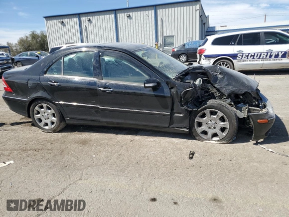 2005 Mercedes-Benz C 240 with VIN WDBRF61J15A712498, listed as a Copart auction lot 50835965 with 82,062 mi miles and Salvage Title. Bid and sale history available at DreamBid. Image 4.