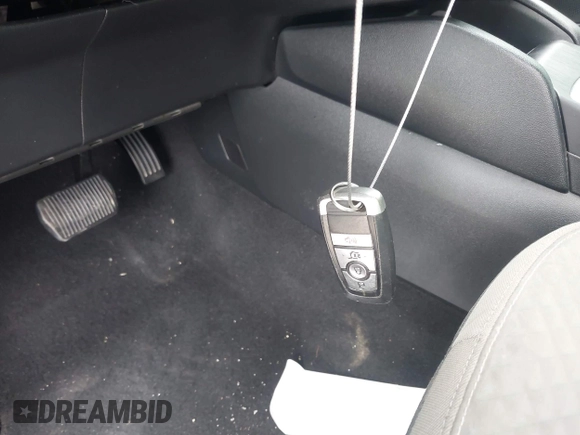 2021 Ford Escape SE с VIN 1FMCU0G6XMUA26997, выставлен на аукционе IAAI как лот 42163518 с пробегом 107 714 миль миль и . История ставок и продаж доступна на DreamBid. Изображение 11.