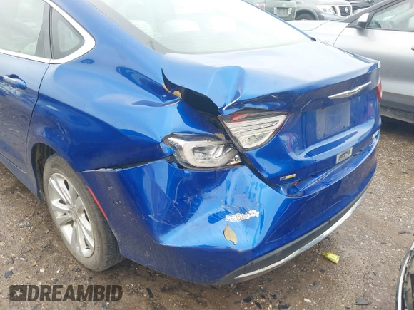 2015 Chrysler 200 Limited with VIN 1C3CCCAB5FN760835, listed as a IAAI auction lot 41566715 with 128,852 mi miles. Bid and sale history available at carsss.com. Image 6.