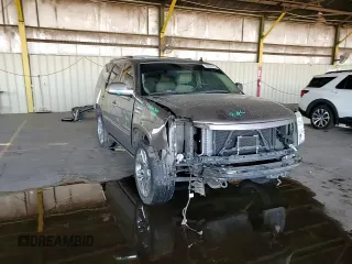 2012 Cadillac Escalade Premium z VIN 1GYS4CEF9CR225037, wystawiony jako Copart lot #50270415 z przebiegiem 172 483 mil mil oraz Szkody całkowita. Historia ofert i sprzedaży dostępna na DreamBid. Obrazek 11.