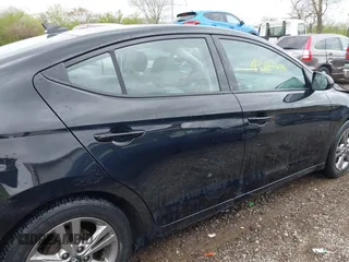 2017 Hyundai Elantra SE z VIN 5NPD84LF9HH097165, wystawiony jako IAAI lot #42066690 z przebiegiem 147 112 mil mil oraz . Historia ofert i sprzedaży dostępna na DreamBid. Obrazek 13.