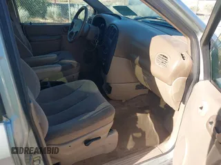 2003 Dodge Caravan SE with VIN 1D4GP24303B188329, listed as a IAAI auction lot 42532703 with 184,018 mi miles and . Bid and sale history available at DreamBid. Image 5.