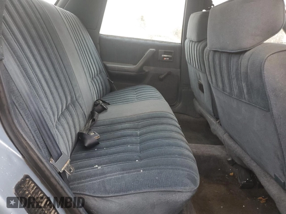 1991 Oldsmobile Cutlass z VIN 1G3AL54N3M6343029, wystawiony jako Copart lot #43965995 z przebiegiem 198 977 mil mil oraz Szkody całkowita. Historia ofert i sprzedaży dostępna na DreamBid. Obrazek 10.