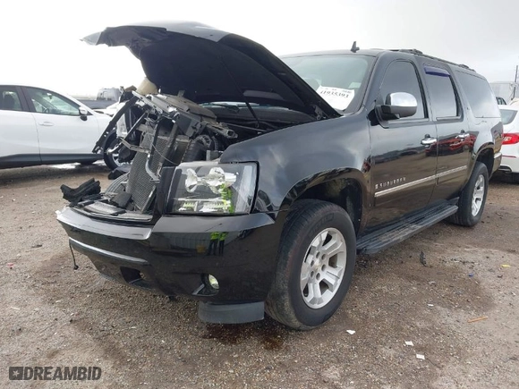 2009 Chevrolet Suburban LTZ with VIN 1GNFK36389J124653, listed as a IAAI auction lot 41935393 with 117,144 mi miles. Bid and sale history available at carsss.com. Image 2.