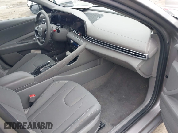 2024 Hyundai Elantra SEL с VIN KMHLM4DG1RU677138, выставлен на аукционе IAAI как лот 42788855 с пробегом 36 696 миль миль и . История ставок и продаж доступна на DreamBid. Изображение 5.