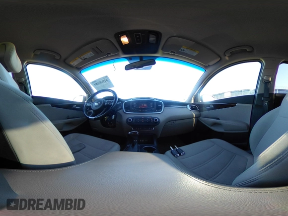2016 Kia Sorento LX with VIN 5XYPGDA34GG128787, listed as a IAAI auction lot 41920884 with 70,417 mi miles. Bid and sale history available at carsss.com. Image 21.