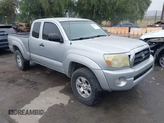 2006 Toyota Tacoma PreRunner z VIN 5TETU62N36Z153154, wystawiony jako IAAI lot #42450775 z przebiegiem 421 651 mil mil oraz . Historia ofert i sprzedaży dostępna na DreamBid. Obrazek 1.