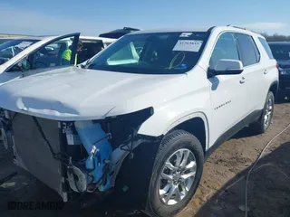 2019 Chevrolet Traverse LT Cloth with VIN 1GNERGKW7KJ318482, listed as a IAAI auction lot 41763835 with 45,116 mi miles. Bid and sale history available at carsss.com. Image 18.