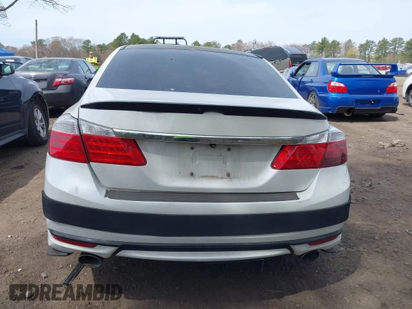 2016 Honda Accord Sport z VIN 1HGCR2F50GA213439, wystawiony jako IAAI lot #42081539 z przebiegiem 82 937 mil mil oraz . Historia ofert i sprzedaży dostępna na DreamBid. Obrazek 16.