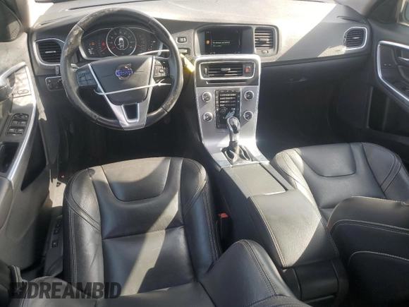 2017 Volvo S60 Dynamic z VIN YV140MTL6H2420113, wystawiony jako Copart lot #54386545 z przebiegiem 96 854 mil mil oraz Szkoda całkowita • Salvage title. Historia ofert i sprzedaży dostępna na DreamBid. Obrazek 8.