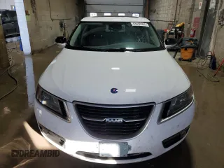 2011 Saab 9-5 Turbo4 z VIN YS3GN4AR9B4002001, wystawiony jako Copart lot #43450355 z przebiegiem 138 664 mil mil oraz Tytuł czysty. Historia ofert i sprzedaży dostępna na DreamBid. Obrazek 5.