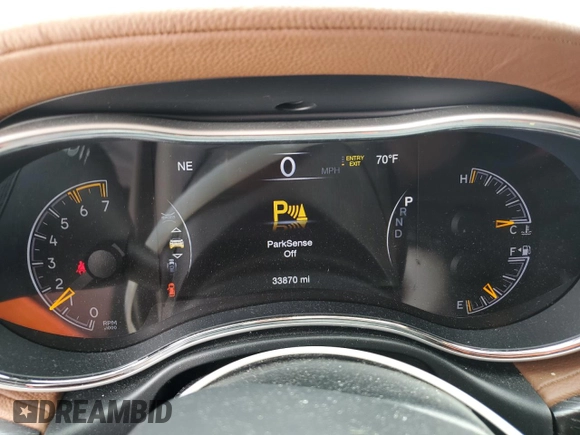 2020 Jeep Grand Cherokee Summit with VIN 1C4RJFJT1LC180477, listed as a Copart auction lot 84943334 with 33,870 mi miles and Salvage title. Bid and sale history available at DreamBid. Image 9.