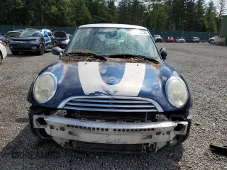 2006 MINI Hardtop с VIN WMWRC33586TK70945, выставлен на аукционе Copart как лот 57802225 с пробегом 131 581 миль миль и Чистый • Clean title. История ставок и продаж доступна на DreamBid. Изображение 5.