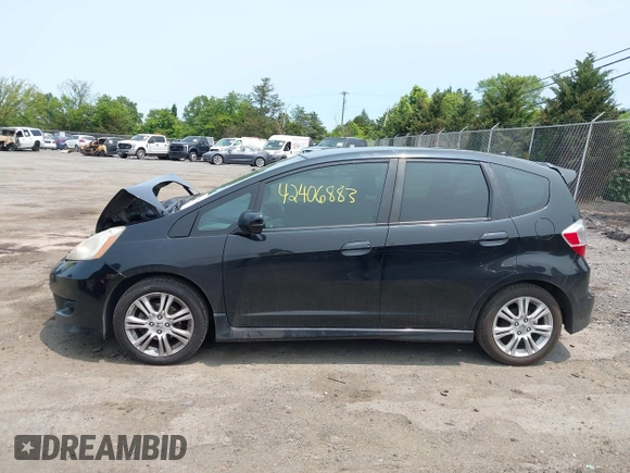2010 Honda Fit Sport with VIN JHMGE8G40AC013031, listed as a IAAI auction lot 42406883 with 245,755 mi miles and . Bid and sale history available at DreamBid. Image 14.