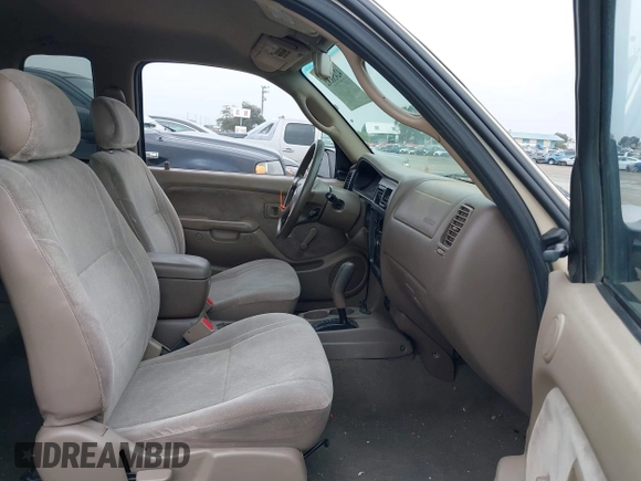 2002 Toyota Tacoma PreRunner z VIN 5TESN92N62Z050332, wystawiony jako IAAI lot #42458812 z przebiegiem 147 802 mil mil oraz . Historia ofert i sprzedaży dostępna na DreamBid. Obrazek 5.