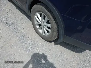 2017 Kia Sorento LX z VIN 5XYPG4A35HG214790, wystawiony jako IAAI lot #42202652 z przebiegiem 89 655 mil mil oraz . Historia ofert i sprzedaży dostępna na DreamBid. Obrazek 12.