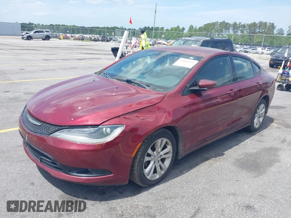 2015 Chrysler 200 S with VIN 1C3CCCBB7FN613219, listed as a IAAI auction lot 42084124 with 212,046 mi miles. Bid and sale history available at carsss.com. Image 2.