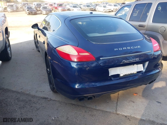 2010 Porsche Panamera S with VIN WP0AB2A70AL061547, listed as a IAAI auction lot 40972962 with 148,139 mi miles. Bid and sale history available at carsss.com. Image 3.