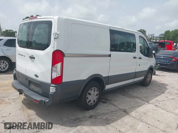 2016 Ford Transit Cargo с VIN 1FTYE1YM2GKB39272, выставлен на аукционе IAAI как лот 42427544 с пробегом 161 406 миль миль и . История ставок и продаж доступна на DreamBid. Изображение 4.