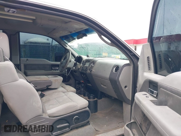 2004 Ford F-150 STX with VIN 1FTRX14W44NA05055, listed as a IAAI auction lot 41960979 with 184,479 mi miles and . Bid and sale history available at DreamBid. Image 5.